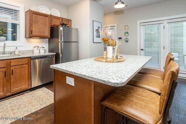 717 Lynn, Louisville, KY 40217