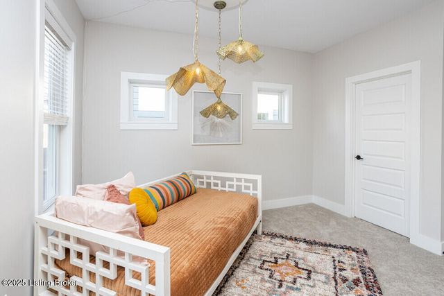 717 Lynn, Louisville, KY 40217