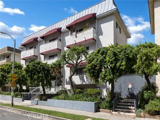 5343 Yarmouth Avenue 201, Encino (los Angeles), CA 91316