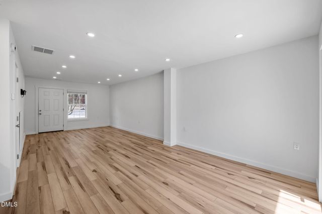 106 Chaucer Court, Carrboro, NC 27510