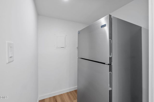 106 Chaucer Court, Carrboro, NC 27510