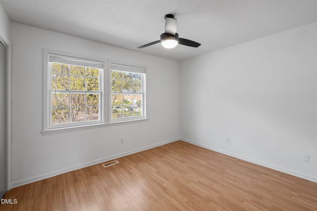 106 Chaucer Court, Carrboro, NC 27510