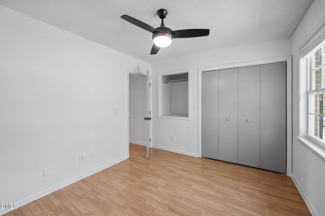 106 Chaucer Court, Carrboro, NC 27510