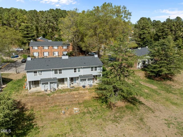 106 Chaucer Court, Carrboro, NC 27510