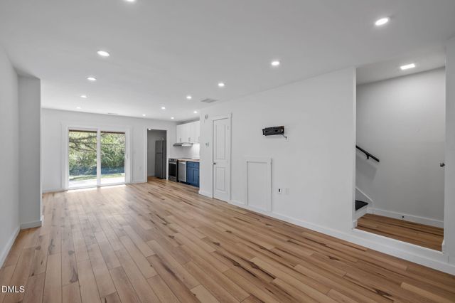 106 Chaucer Court, Carrboro, NC 27510