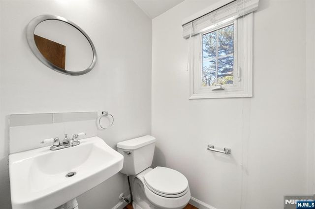 89 Forsythia Lane B, Paramus, NJ 07652