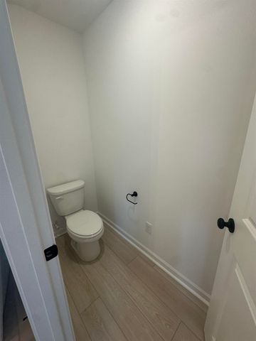 343 E Pyrenees Drive, Wellford, SC 29385