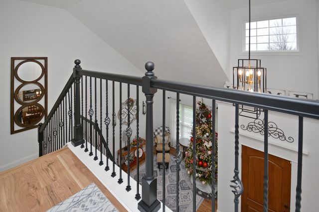 10 Deerfield Court, Bloomington, IL 61705