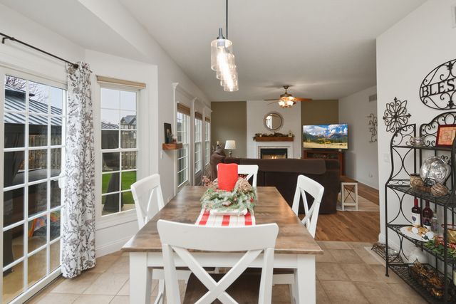 10 Deerfield Court, Bloomington, IL 61705