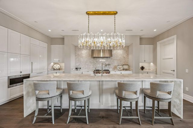 6017 Memorial Drive 406, Houston, TX 77007