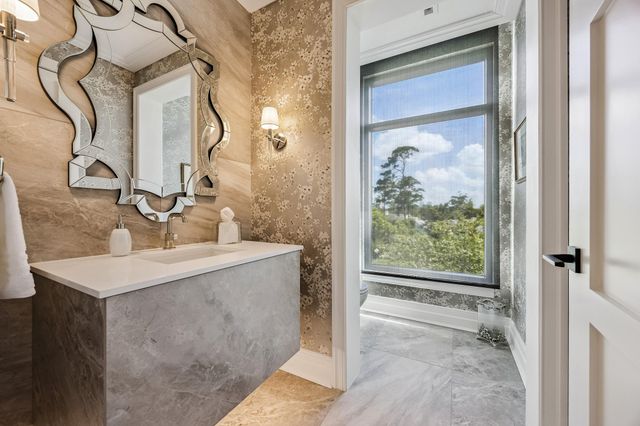 6017 Memorial Drive 406, Houston, TX 77007
