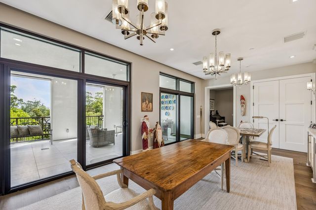 6017 Memorial Drive 406, Houston, TX 77007