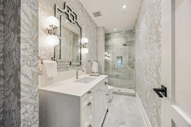 6017 Memorial Drive 406, Houston, TX 77007