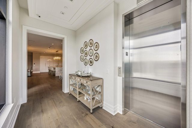 6017 Memorial Drive 406, Houston, TX 77007