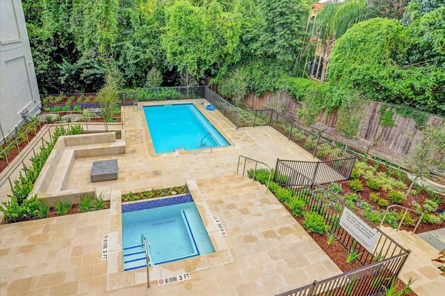 6017 Memorial Drive 406, Houston, TX 77007