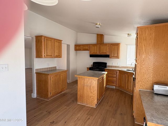 221 Glen Vista Drive, Dayton, NV 89403