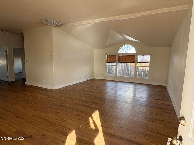 221 Glen Vista Drive, Dayton, NV 89403