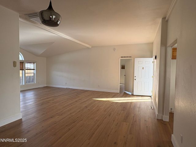 221 Glen Vista Drive, Dayton, NV 89403