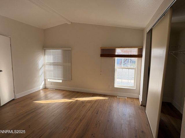 221 Glen Vista Drive, Dayton, NV 89403