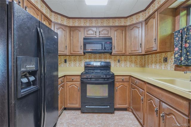1746 Horton Road, Mohegan Lake, NY 10547