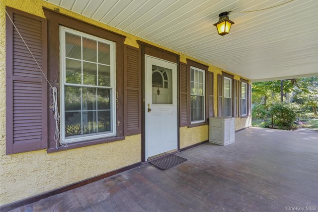 1746 Horton Road, Mohegan Lake, NY 10547