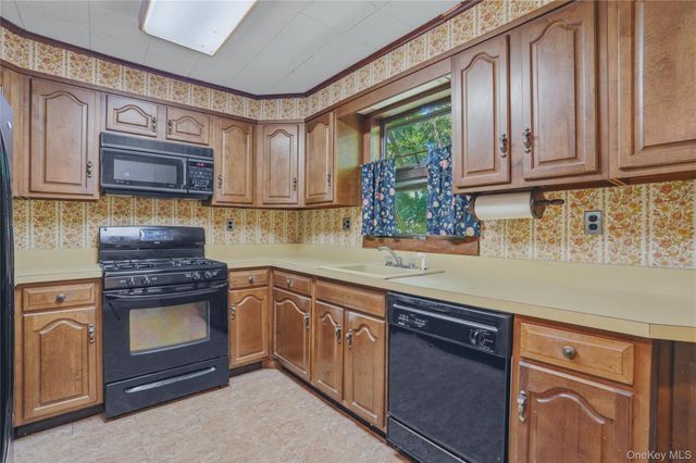 1746 Horton Road, Mohegan Lake, NY 10547