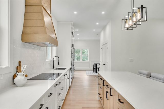 4 Great Rock, Lexington, MA 02421