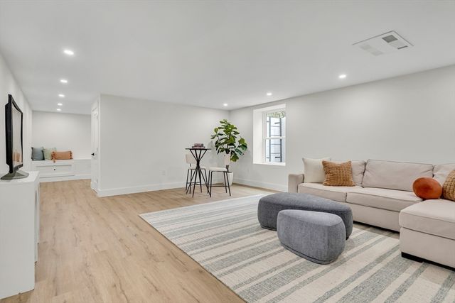 4 Great Rock, Lexington, MA 02421