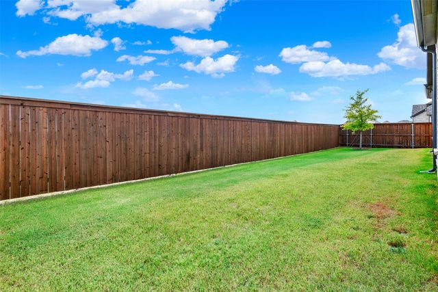 1004 Open Range Drive, Mansfield, TX 76063