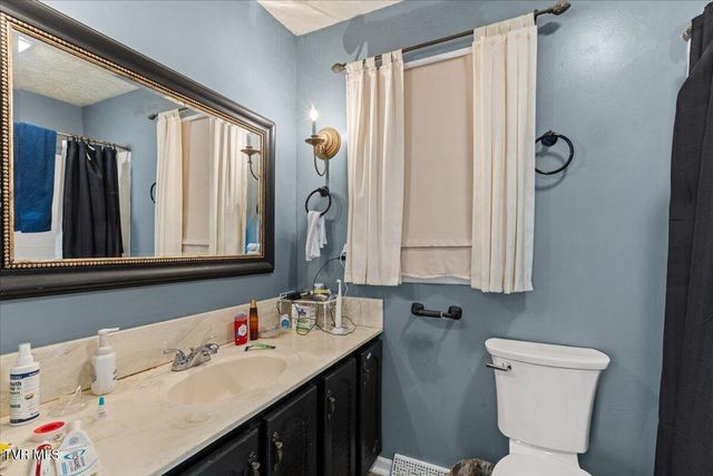 207 Hermosa Drive, Fall Branch, TN 37656