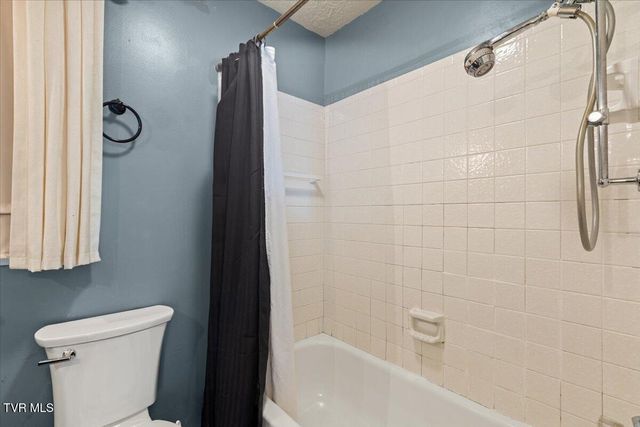 207 Hermosa Drive, Fall Branch, TN 37656
