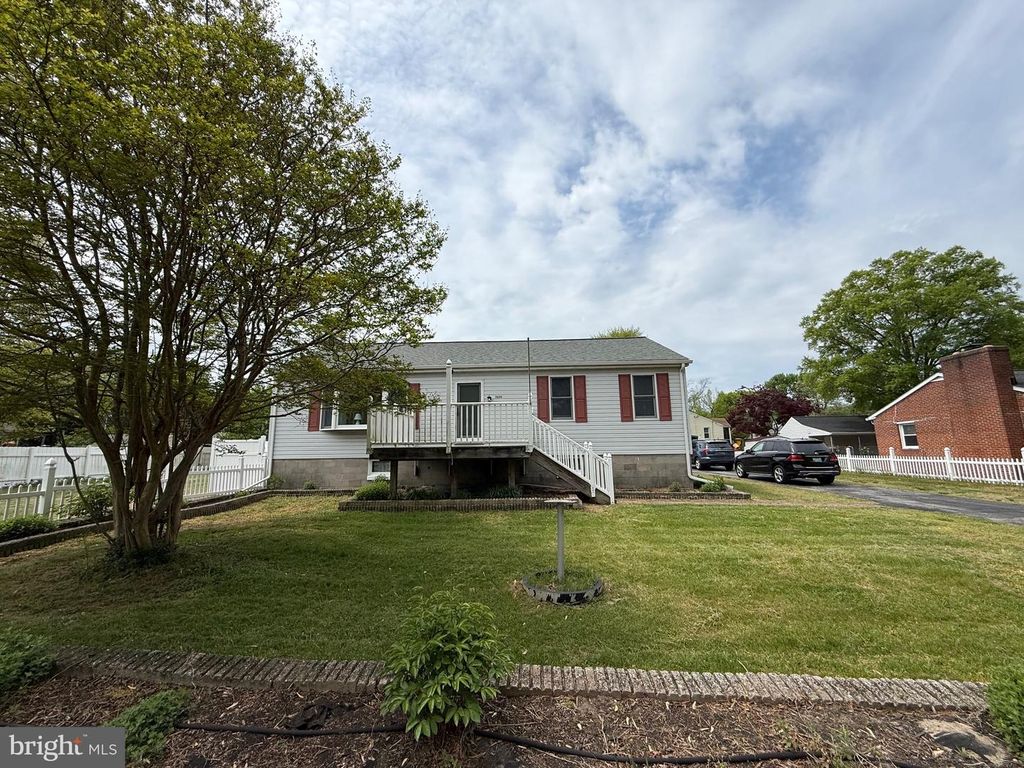 7620 1ST ST, Pasadena, MD 21122