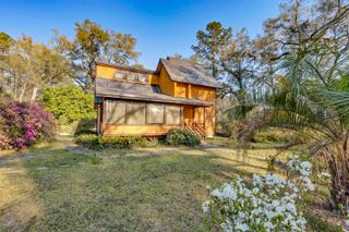 5009 VETERANS MEMORIAL Drive, Tallahassee, FL 32309