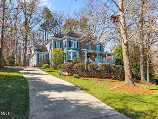 111 Lake Ridge Place, Chapel Hill, NC 27516