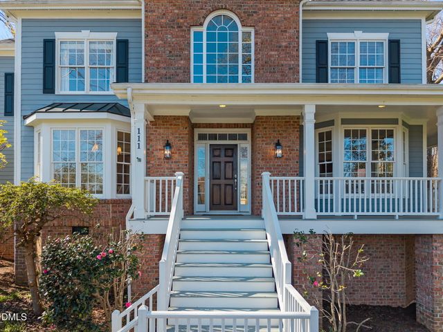 111 Lake Ridge Place, Chapel Hill, NC 27516