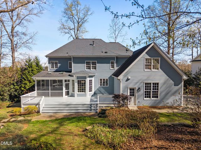 111 Lake Ridge Place, Chapel Hill, NC 27516