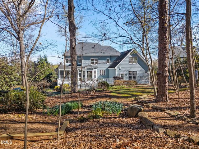 111 Lake Ridge Place, Chapel Hill, NC 27516