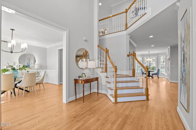 111 Lake Ridge Place, Chapel Hill, NC 27516