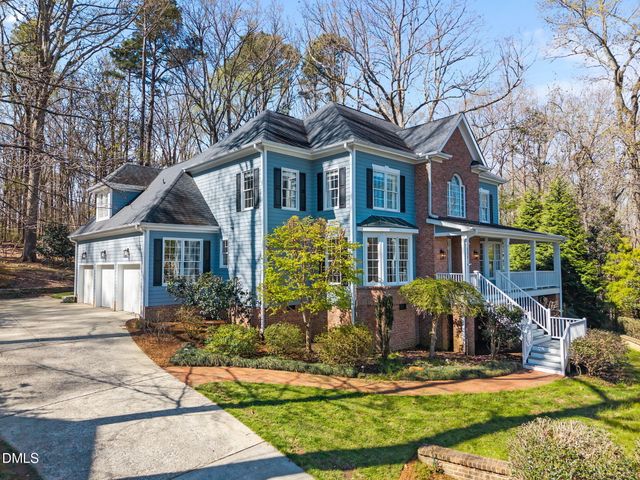111 Lake Ridge Place, Chapel Hill, NC 27516
