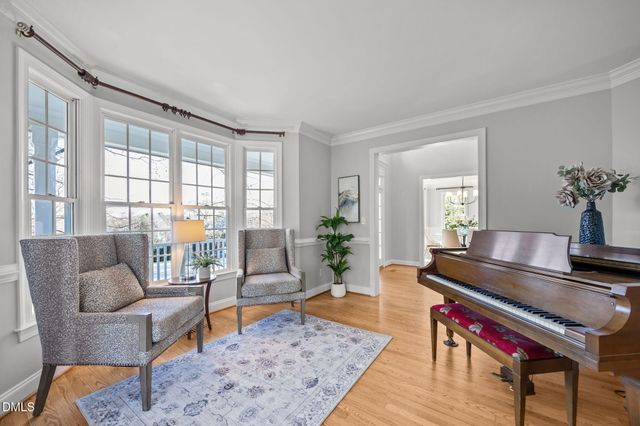 111 Lake Ridge Place, Chapel Hill, NC 27516