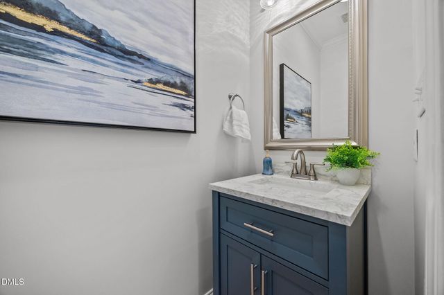 111 Lake Ridge Place, Chapel Hill, NC 27516