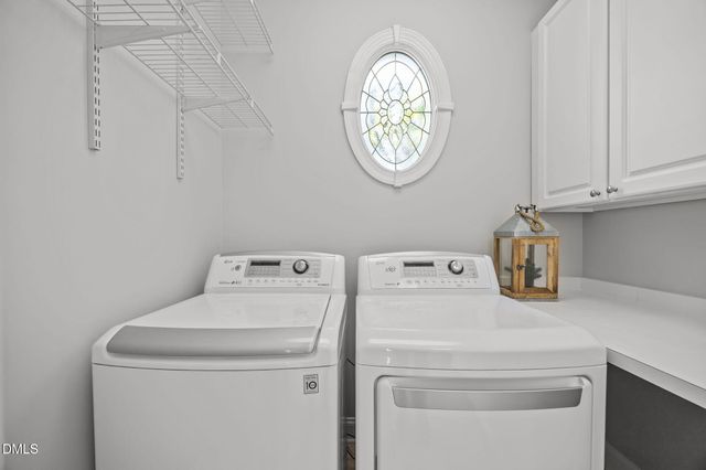 111 Lake Ridge Place, Chapel Hill, NC 27516