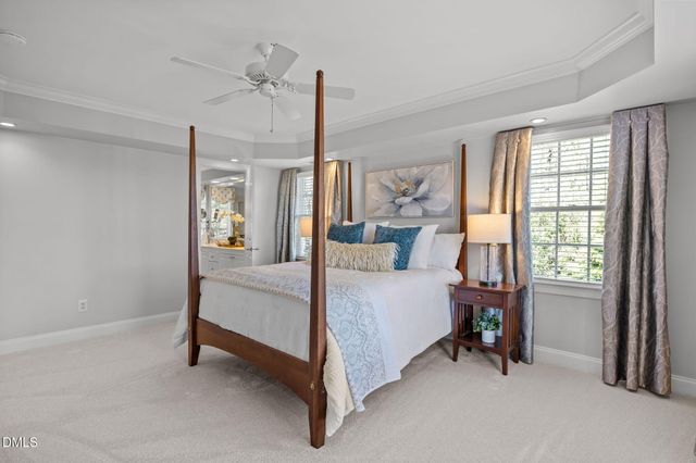 111 Lake Ridge Place, Chapel Hill, NC 27516