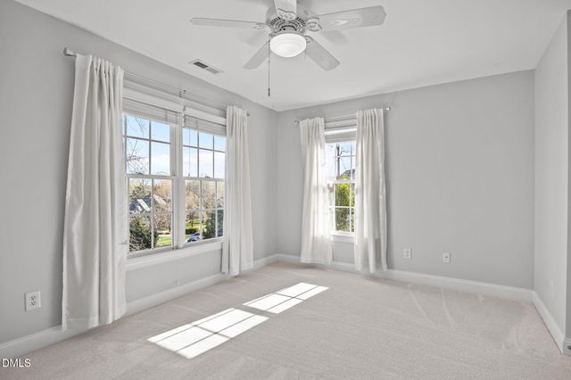 111 Lake Ridge Place, Chapel Hill, NC 27516