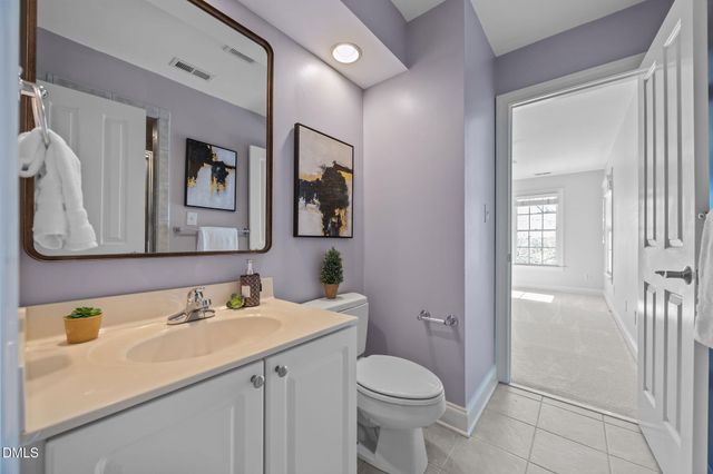 111 Lake Ridge Place, Chapel Hill, NC 27516