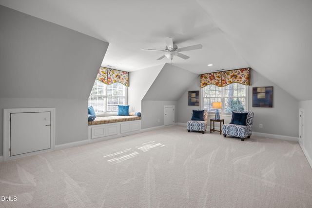 111 Lake Ridge Place, Chapel Hill, NC 27516