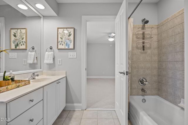 111 Lake Ridge Place, Chapel Hill, NC 27516