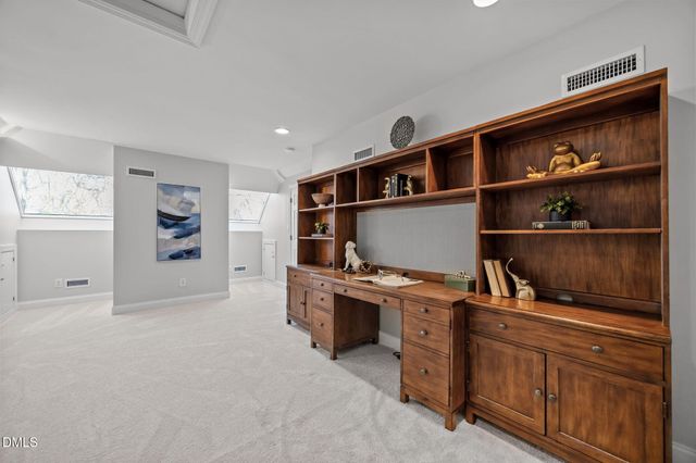 111 Lake Ridge Place, Chapel Hill, NC 27516