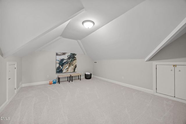 111 Lake Ridge Place, Chapel Hill, NC 27516