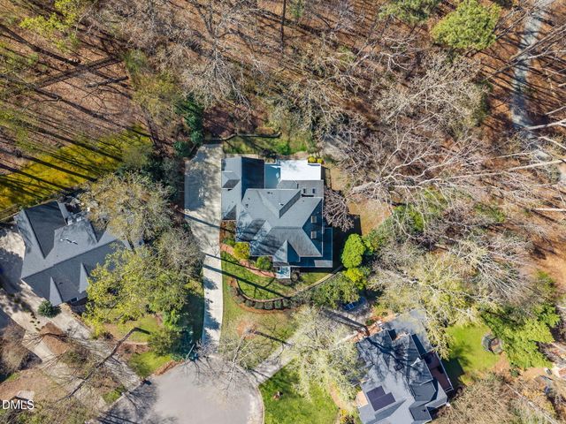 111 Lake Ridge Place, Chapel Hill, NC 27516